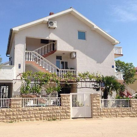 Apartmani Slavica Biograd Na Moru Εξωτερικό φωτογραφία